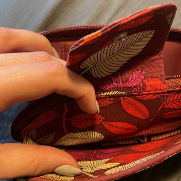 Vera Bradley wallet - Picture 2 of 4